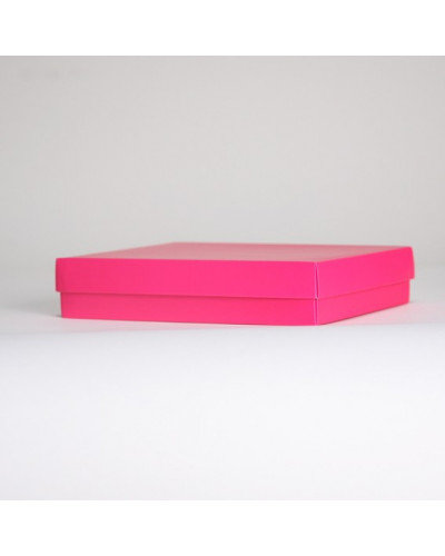 Laminated box