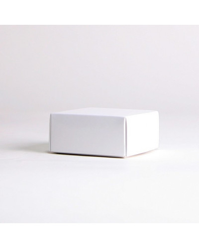 Laminated box