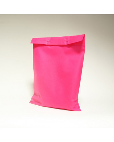 Press button pouch