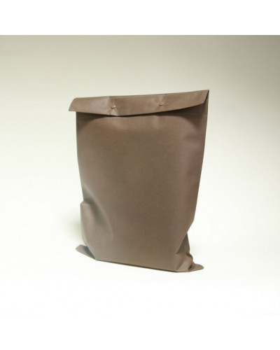 Press button pouch