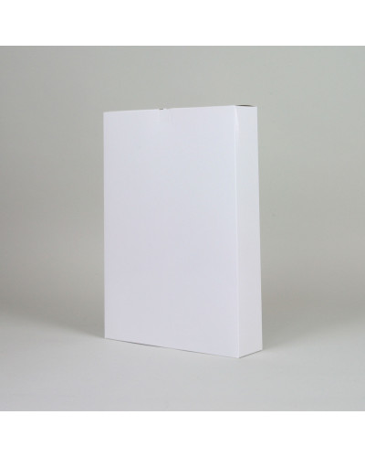Self locking bottom box