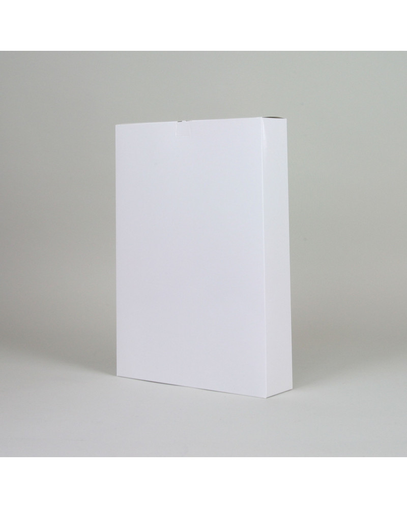 Self locking bottom box
