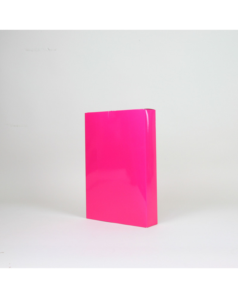 Self locking bottom box