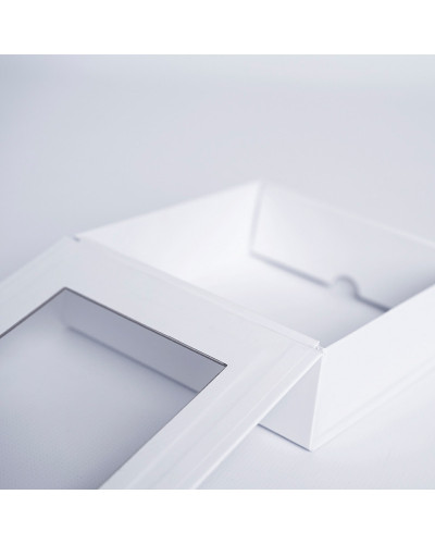 CLEARBOX with window