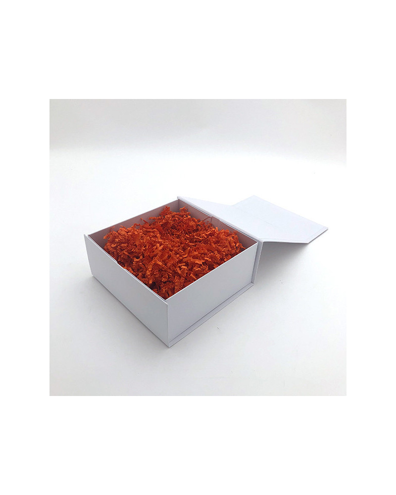 Shredded « Fluffy » paper filler for boxes