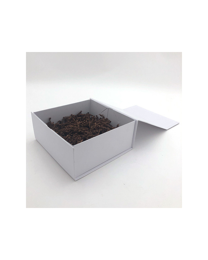Shredded « Fluffy » paper filler for boxes