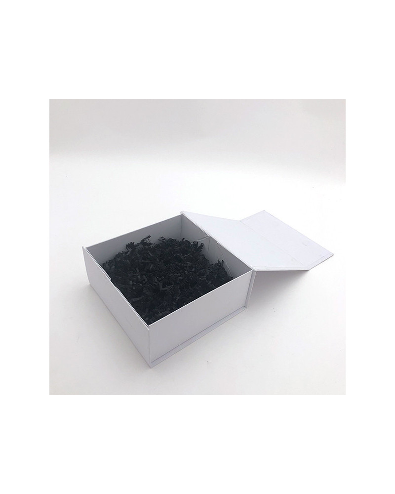 Shredded « Fluffy » paper filler for boxes
