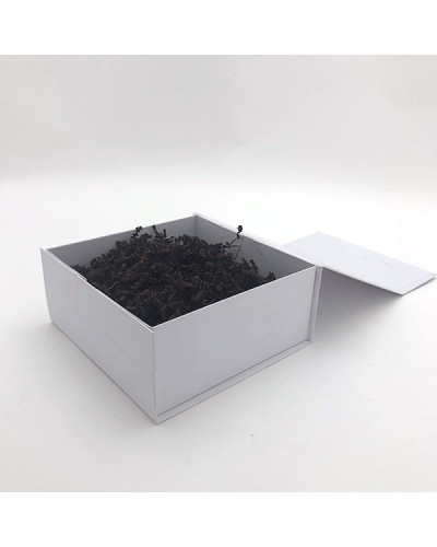 Shredded « Fluffy » paper filler for boxes