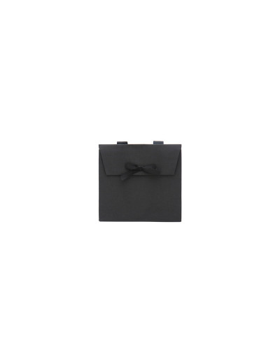Gift bag with Kelly handles