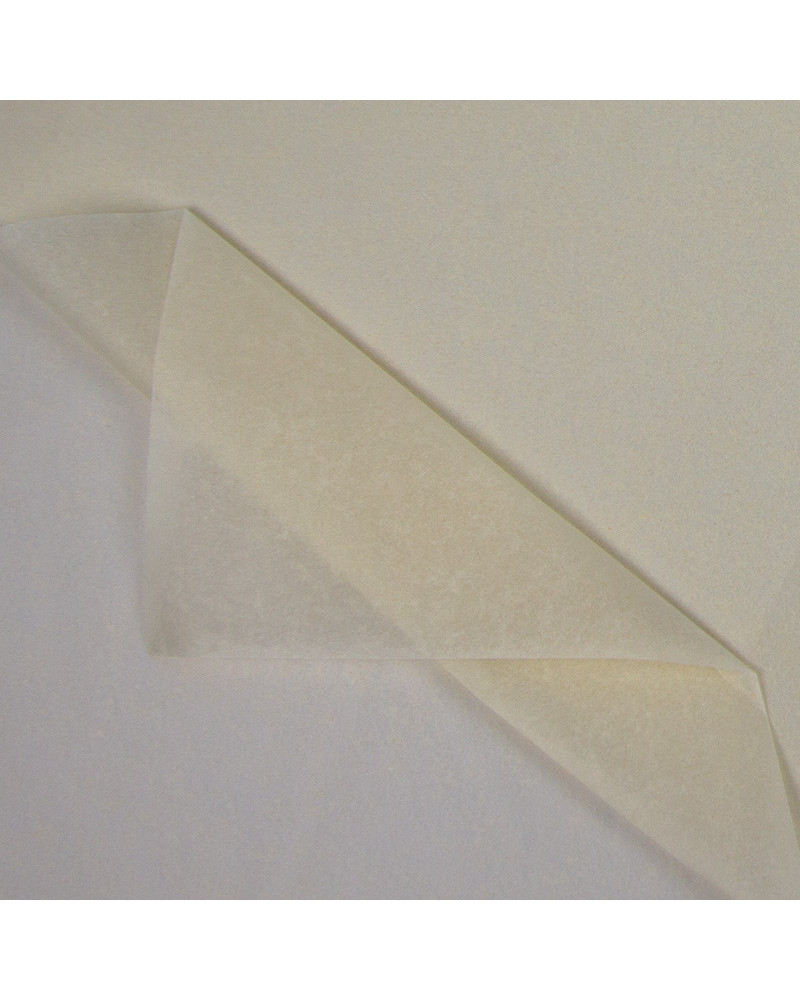 Luxueus zijdepapier wordt geleverd per riem van ± 470 vellen.